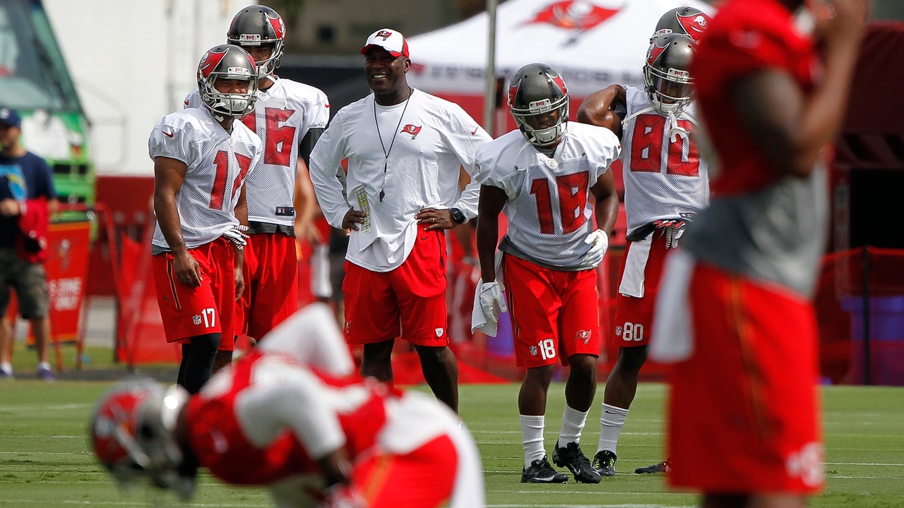 It's only preseason, but Lovie Smith excited about first game as Bucs coach